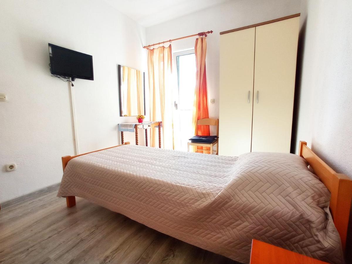 Casa Del Olivo Apartment Tucepi Ngoại thất bức ảnh