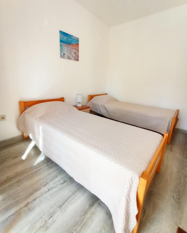 Casa Del Olivo Apartment Tucepi Ngoại thất bức ảnh
