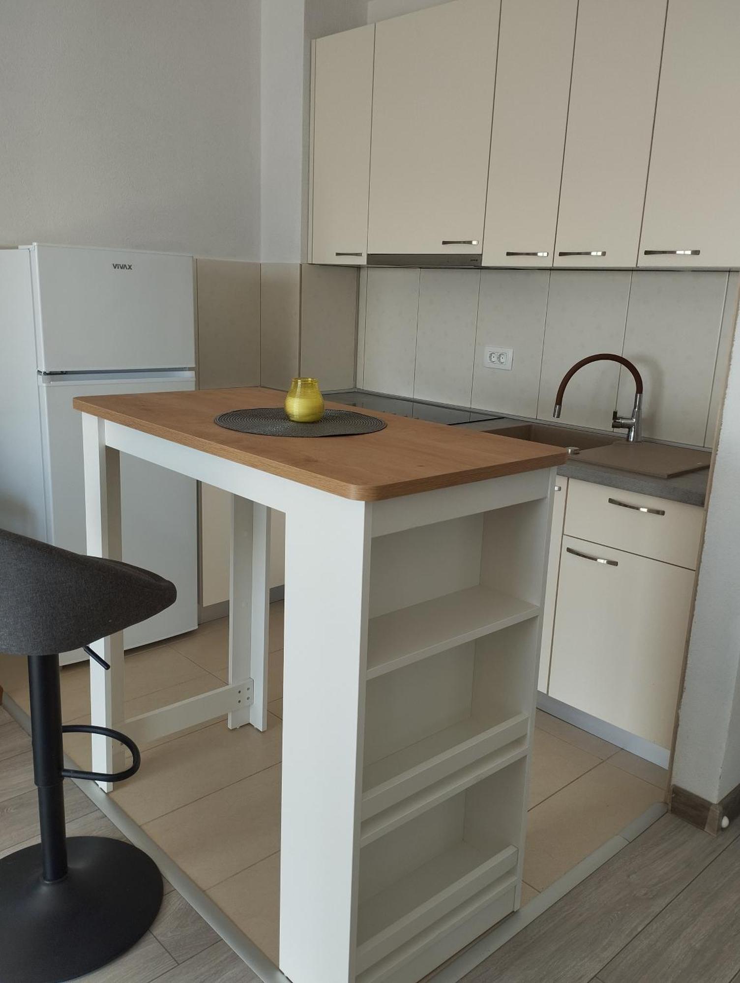 Casa Del Olivo Apartment Tucepi Ngoại thất bức ảnh